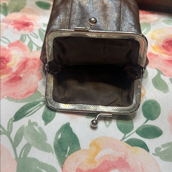 Vintage Brown Leather Cigarette & lighter Kiss Lock Case - Picture 2 of 3